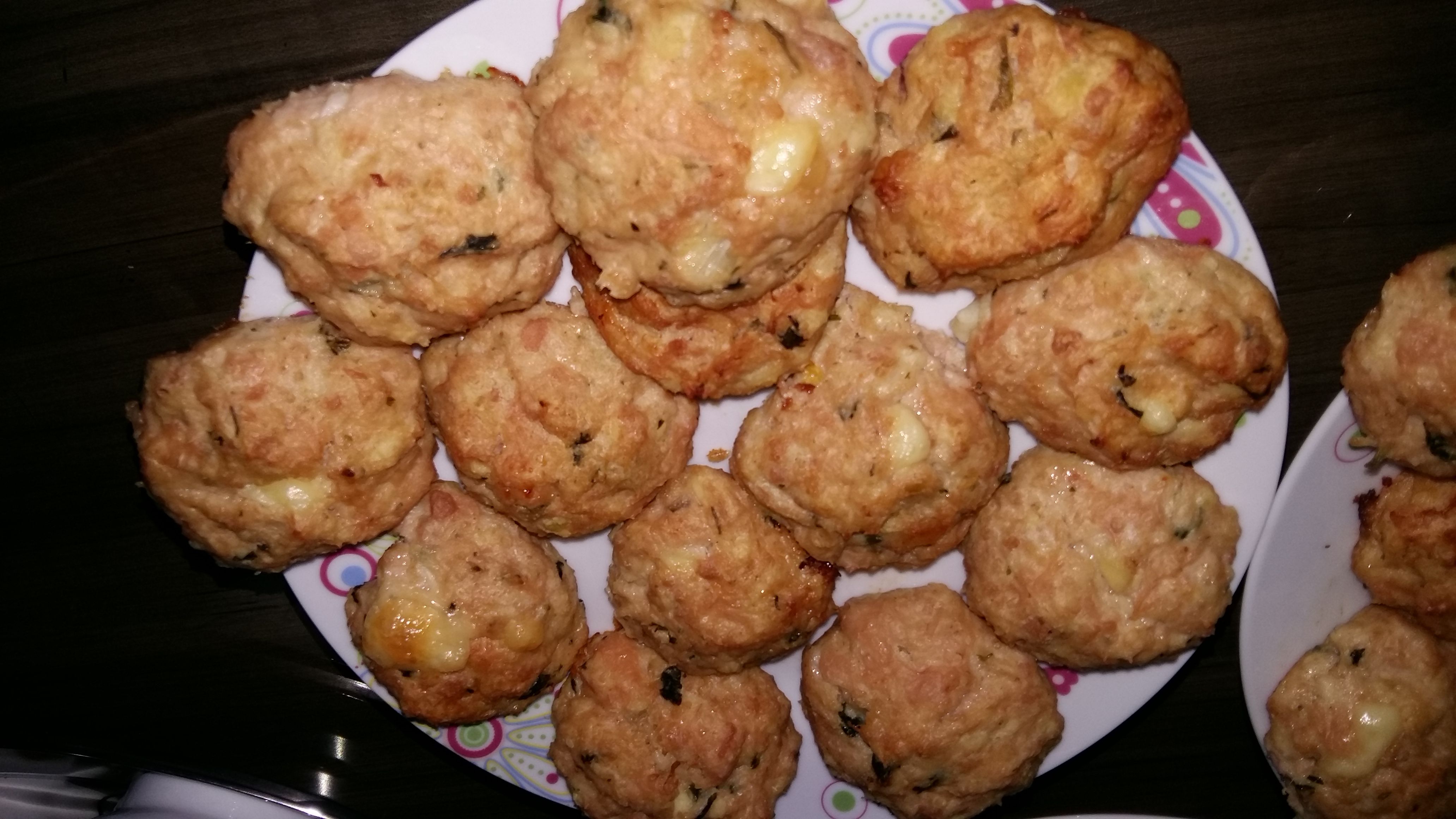 Almôndegas de linguiça de frango