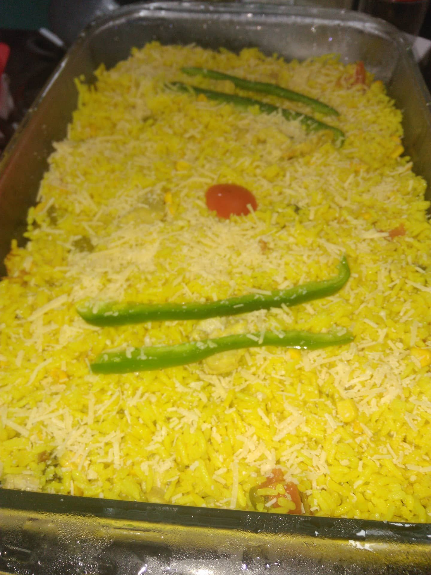 Arroz com frango xadrez